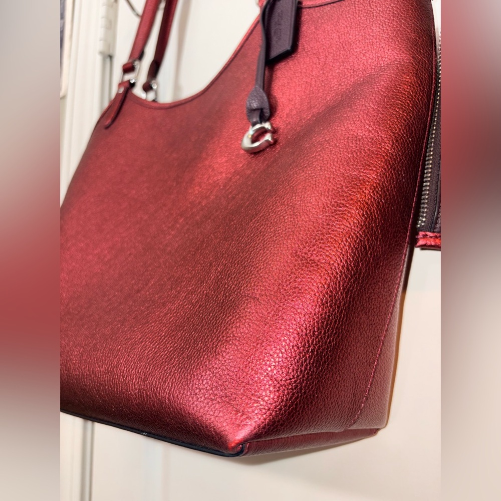 ✨ Coach Metallic Raspberry Day Tote & Matching Pouch Set ✨ C0869 - Picture 4 of 14